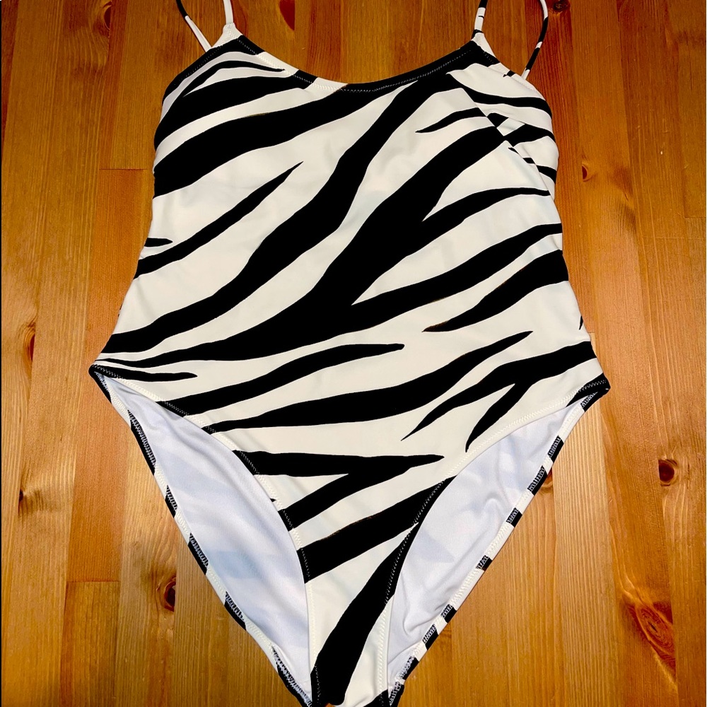 COPY - H&M bathing suit